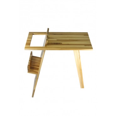 Mesa lateral em madeira com revisteiro