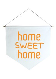 Wall Flag (Estandarte) Laranja Home Sweet Home by Studio Mirabile